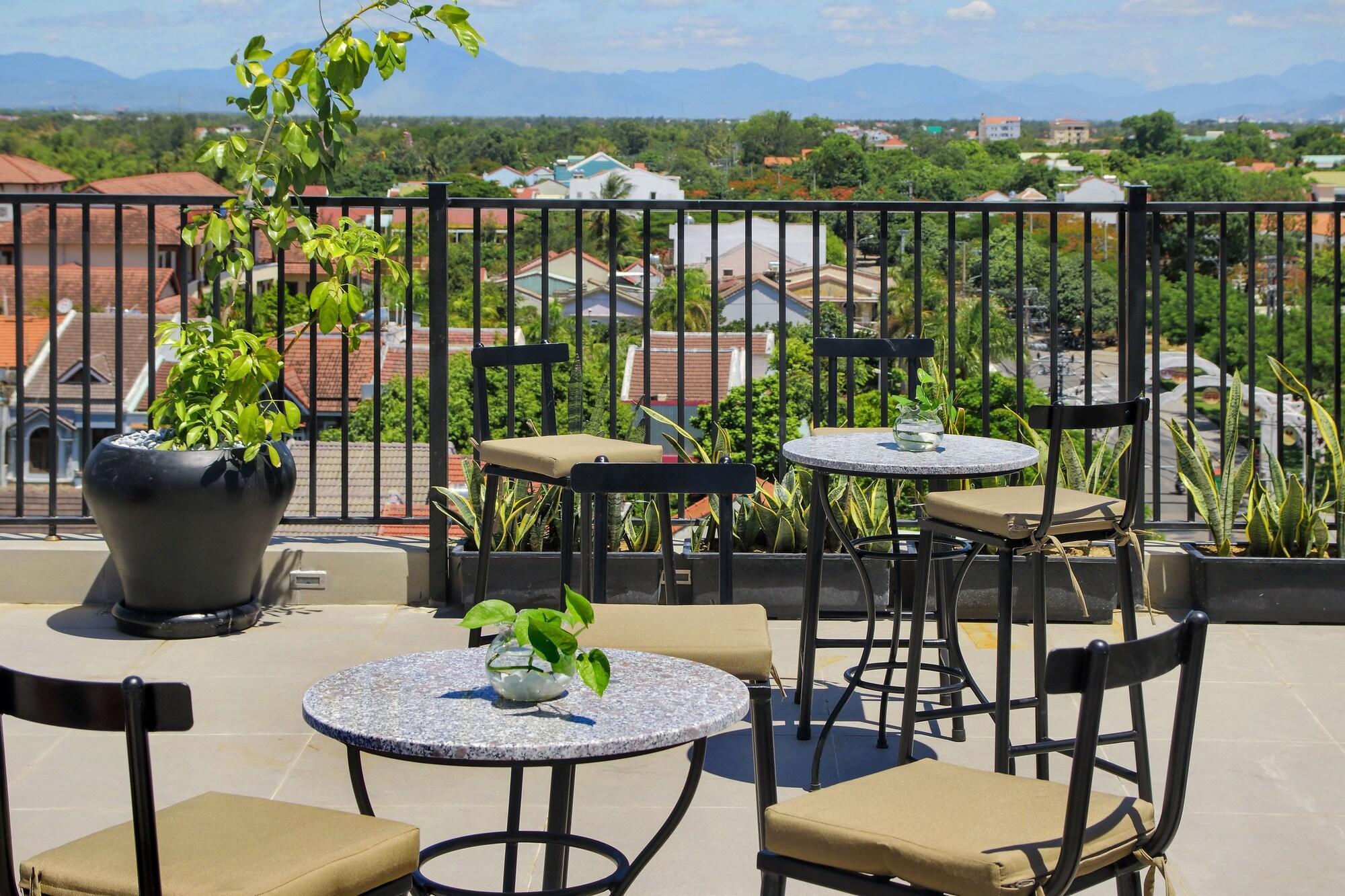 Uptown Hoi An Hotel & Spa Экстерьер фото